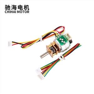 15 mm-es 30 Ohm-os Full Metal Gear Stepper 15BY motor kódolóval
